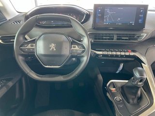 Peugeot 3008 BlueHDi 130 SANDS Active Pack 96 kW (130 CV)