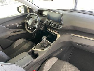 Peugeot 3008 BlueHDi 130 SANDS Active Pack 96 kW (130 CV)