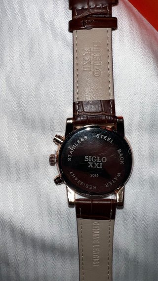 Reloj Siglo XXI Dorado y Marrón