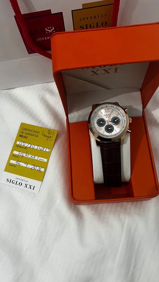 Reloj Siglo XXI Dorado y Marrón