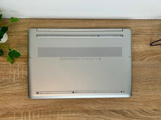 HP 15s • 2023 • 8GB RAM • 256GB SSD • Full HD