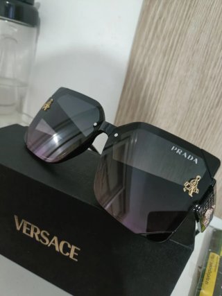 Gafas de sol negras