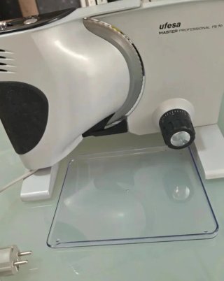 Cortadora de fiambre Ufesa FS 70