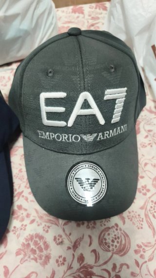 Gorra Emporio Armani EA Gris