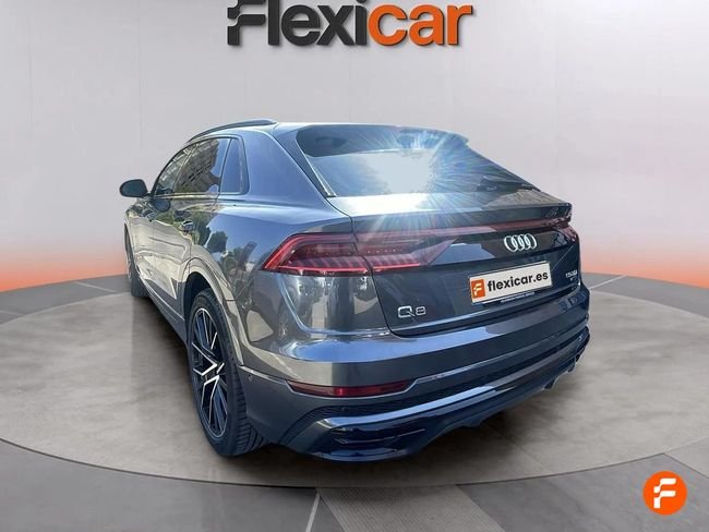 Audi Q8 2021, foto 4