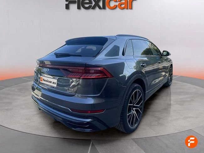 Audi Q8 2021, foto 7
