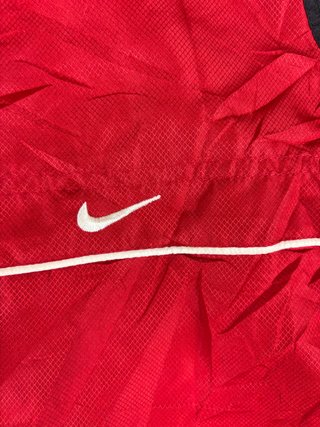 Chaqueta Nike Roja y Negra Talla M USA