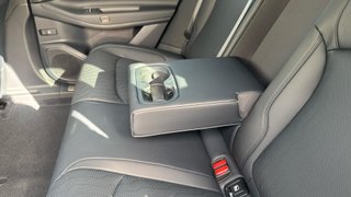 LYNK&CO 08 1.5 PHEV CORE 5P