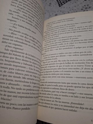Libro Cincuenta sombras de Grey
