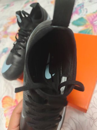 Botas de fútbol Nike niño negras