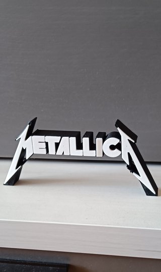 Letreros AC/DC o Metallica