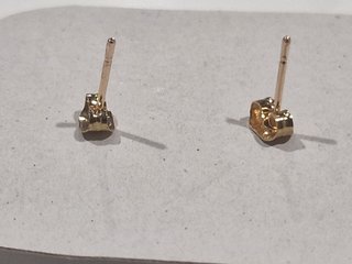 Pendientes plateados boton nuevos