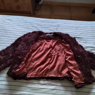 Chaqueta fiesta flores rosa/morada