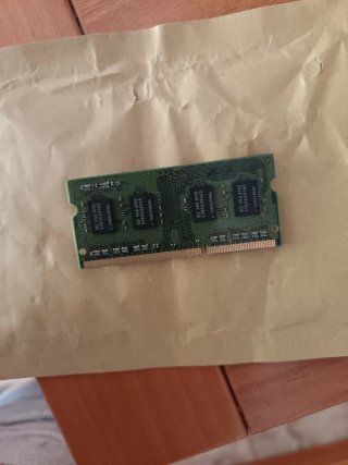 Samsung 4GB DDR3L RAM