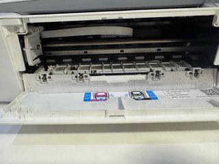 Portátil HP + Impresora Escáner HP