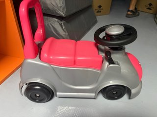 Coche correpasillos para niños