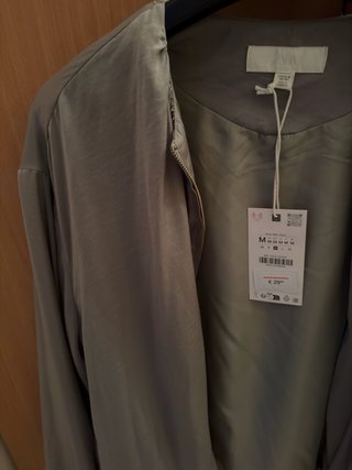 Chaqueta bomber fluida Zara Khaki Talla M