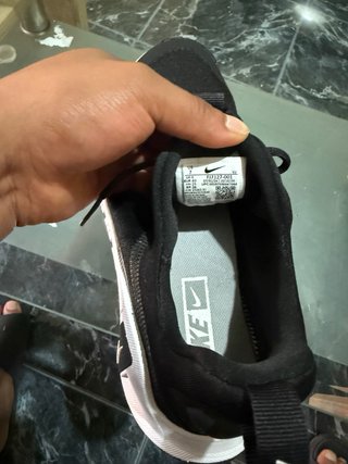 Zapatillas Nike Free Metcon negras y blancas