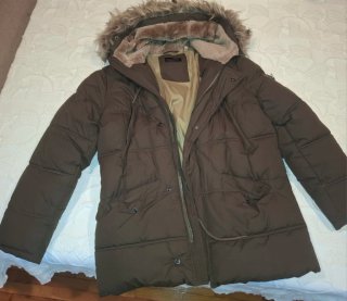 Abrigo Schott NYC con cuello de piel