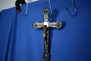 Crucifijo Eberle Antiguo Lobulado Bitono