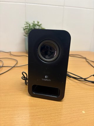 Altavoces Logitech Negros