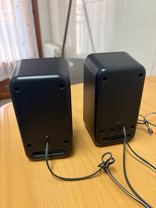Altavoces Logitech Negros