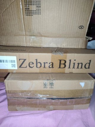 Tende a rullo a righe bianco e nero