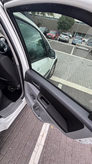Suzuki SX4 en perfectas condiciones!