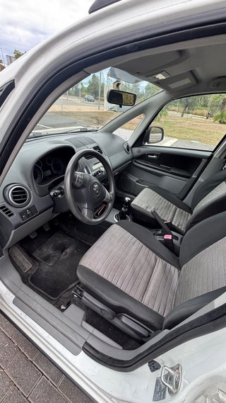 Suzuki SX4 en perfectas condiciones!