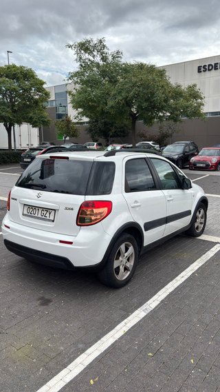 Suzuki SX4 en perfectas condiciones!