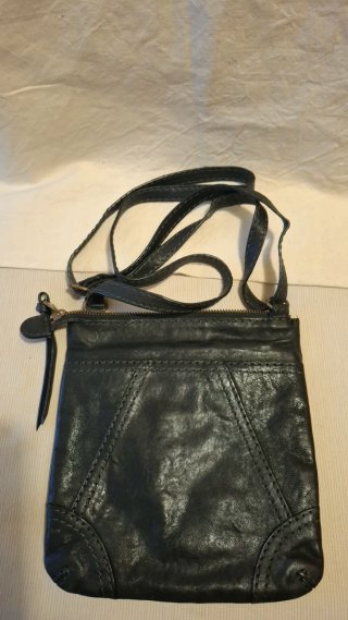 Borsa tracolla UGG pelle nera vintage