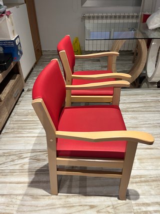 Set 4 Sillas Comedor Madera IKEA Rojas