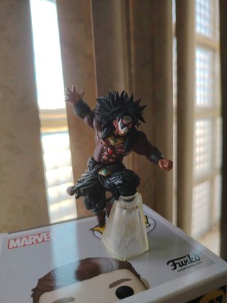 Figura Gashapon Dragon Ball Broly Xeno SSJ4