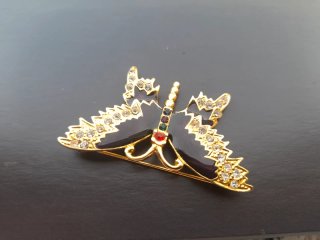 Spilla farfalla smaltata oro e strass
