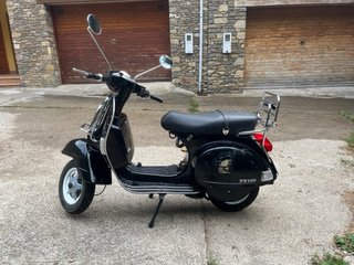 Vespa PX 150 Negra
