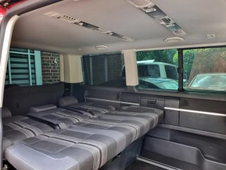 Volkswagen Multivan 2012