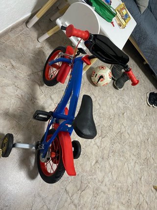 Bicicleta Infantil Spidey Azul y Roja 12,5”