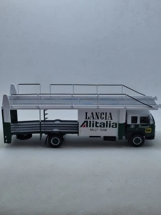 Fiat 673N camion bisarca Altaya 1:43.Nuovo