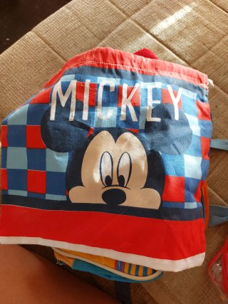 Mochilas infantiles personajes varios