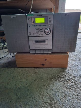 Radio Cassette Sony CMT-EP30 Plata
