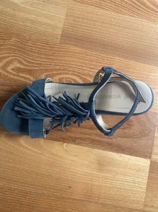 Sandalias cuña flecos azules grisaceas