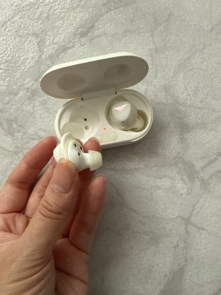 Auriculares Samsung AKG Blancos