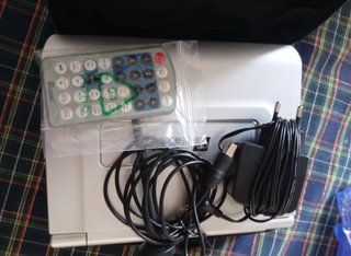 Reproductor DVD Portátil + TV Nevir NVR-2731