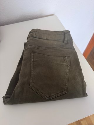 Confezione di pantaloni da donna T.36 e 38