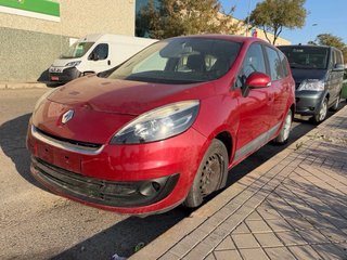 Renault Gran Scenic 2012 - Despiece