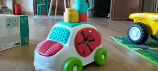 Coche encajable y apilable bebé