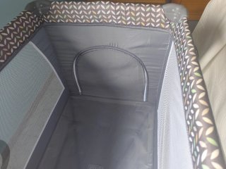 Cuna de viaje plegable