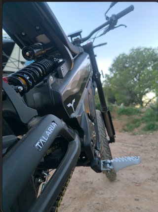 Moto eléctrica Talaria xXx L3e TL2500 como 125 cc