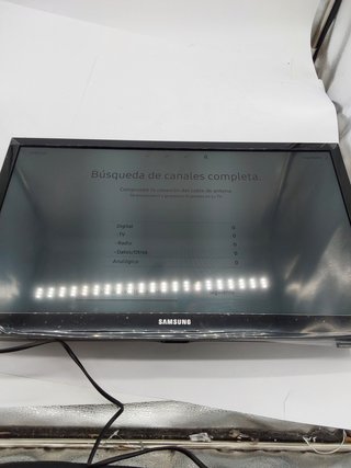 Samsung HD TV 24N4305 - Smart TV de 24", HDR, Ultra Clean View, PurColor, Micro Dimming Pro y color