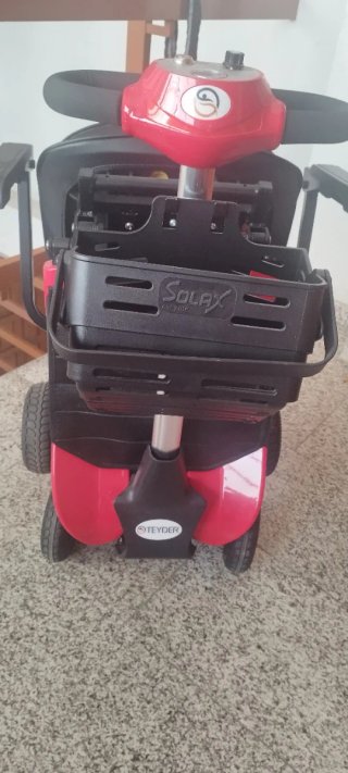 Silla de ruedas eléctrica Teyder, modelo Enzo.